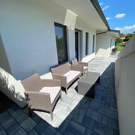 Kevin&Jessica Rooms Giarmata Luaran gambar