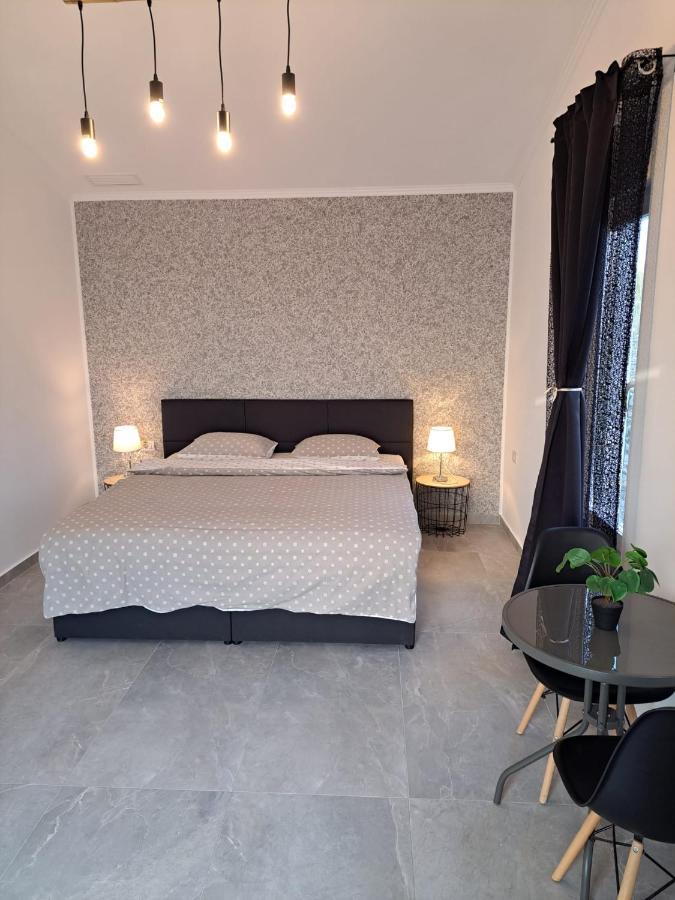 Kevin&Jessica Rooms Giarmata Luaran gambar