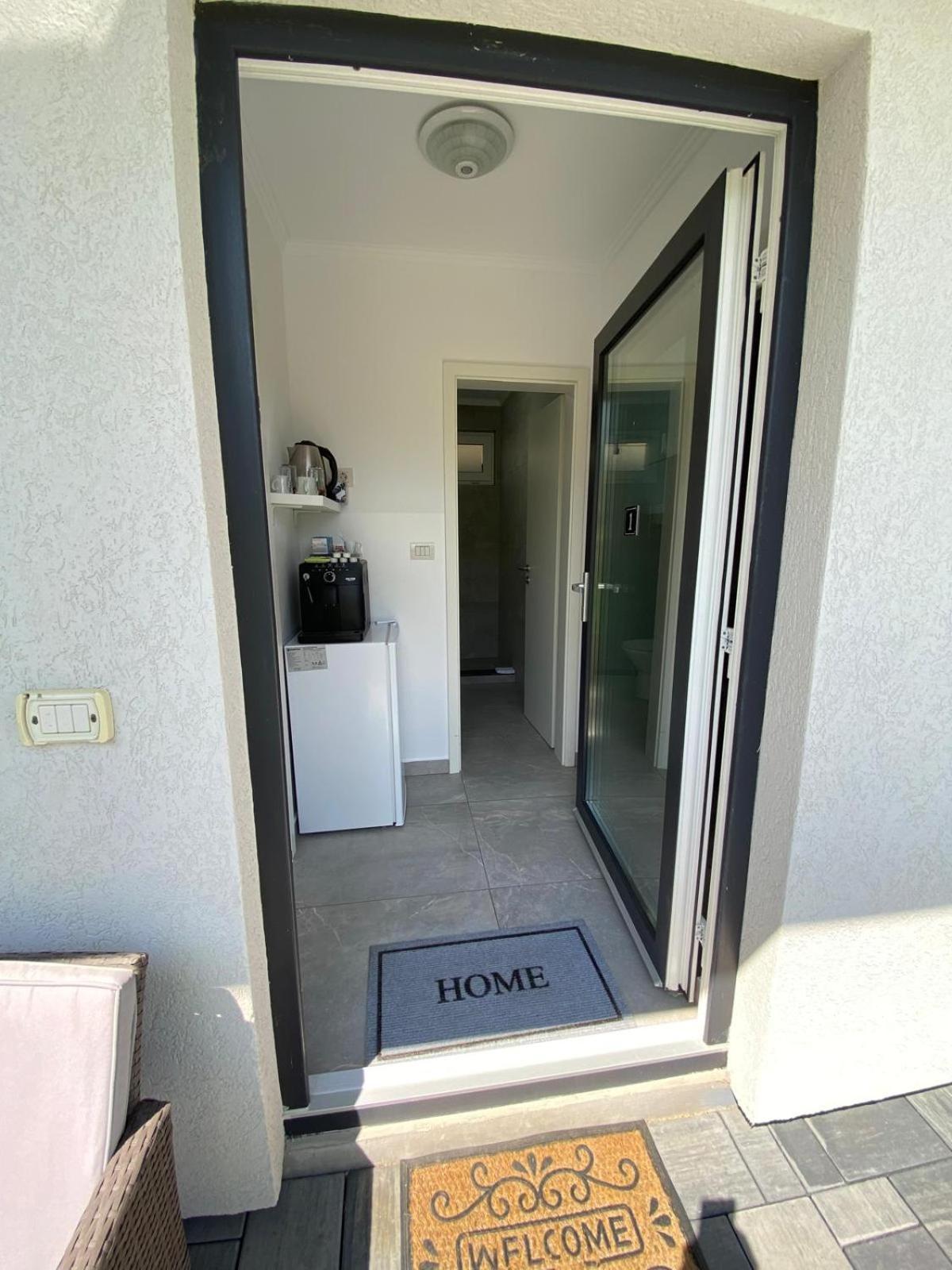 Kevin&Jessica Rooms Giarmata Luaran gambar