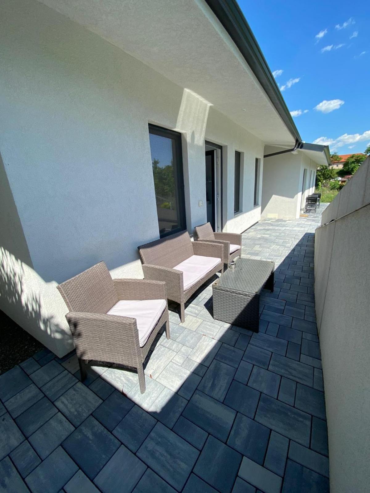 Kevin&Jessica Rooms Giarmata Luaran gambar